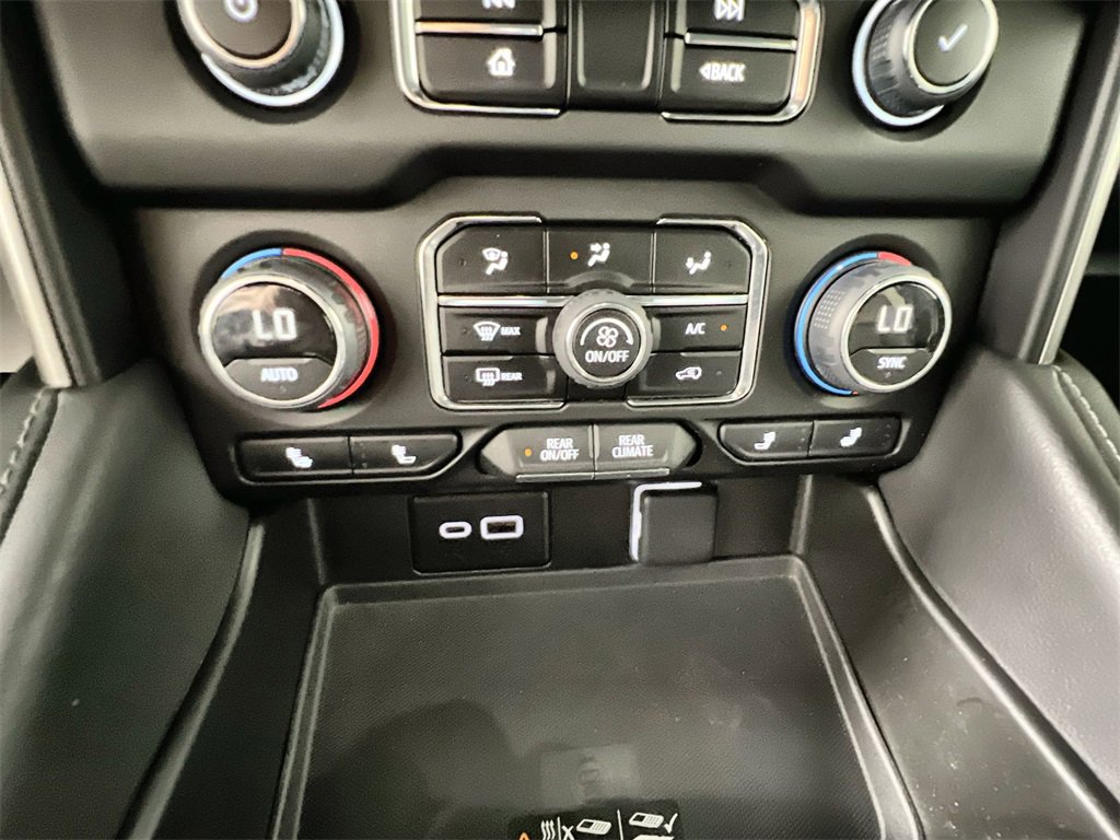 Used 2024 Chevrolet Tahoe LT image 16