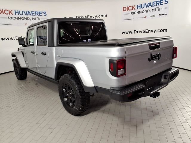 Used 2022 Jeep Gladiator Willys image 6