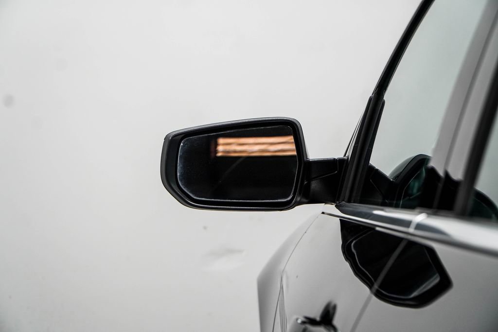 Used 2023 Chevrolet Malibu LT FWD image 12