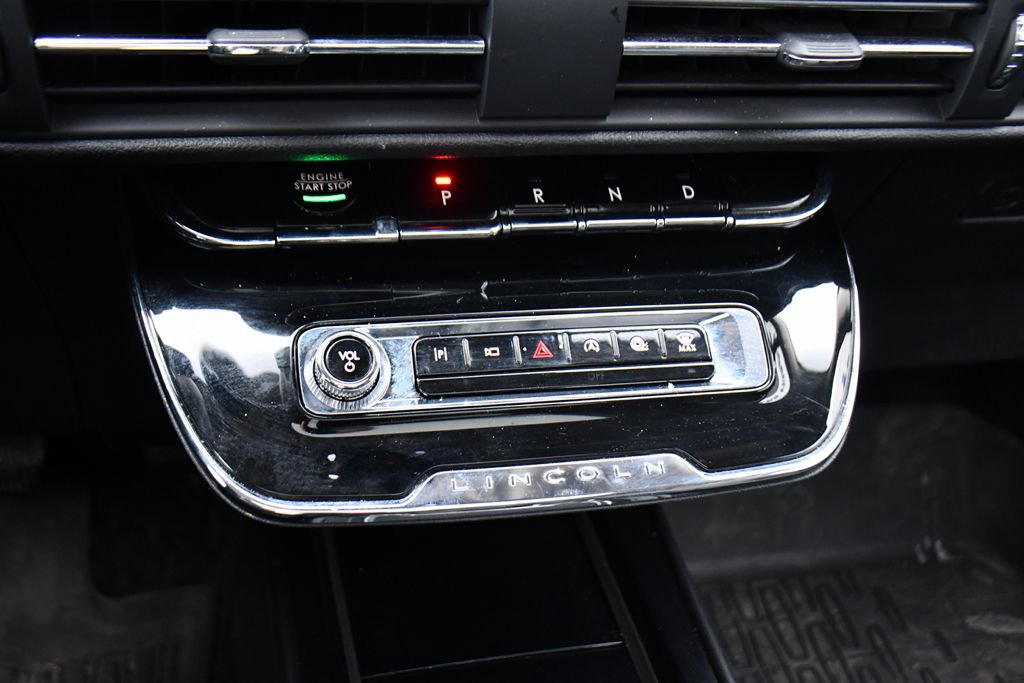 Used 2023 Lincoln Corsair Reserve w/ Equipment Group 201A image 30