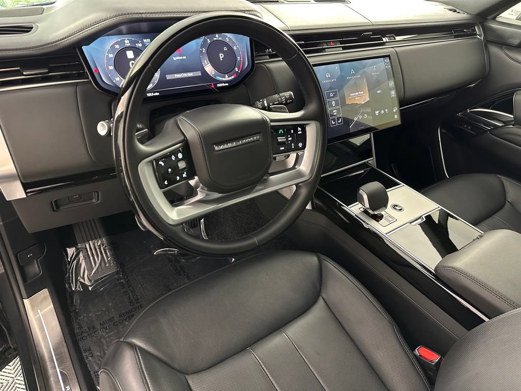 Used 2024 Land Rover Range Rover SE AWD/4WD image 16