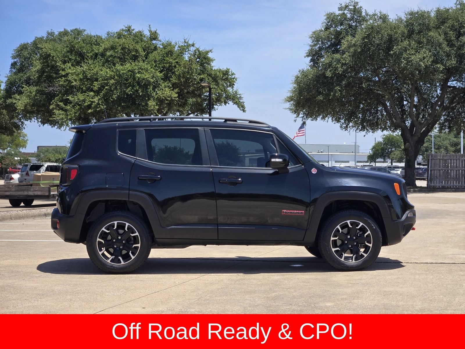 Used 2023 Jeep Renegade Trailhawk AWD/4WD image 7