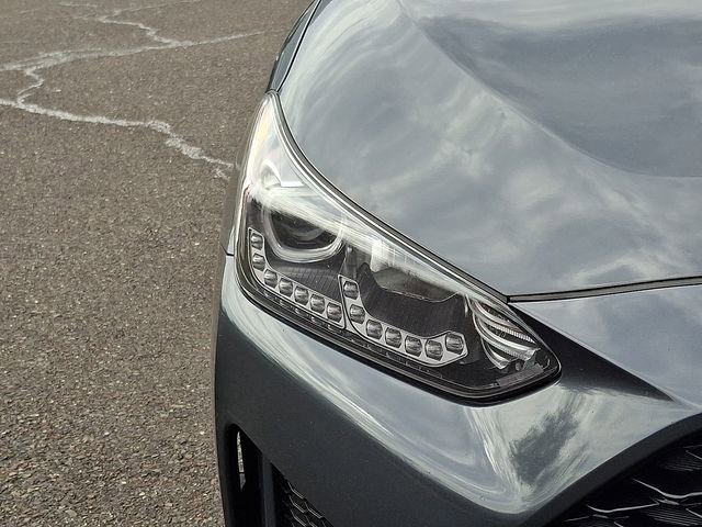 Used 2020 Hyundai Veloster Turbo R-Spec image 9