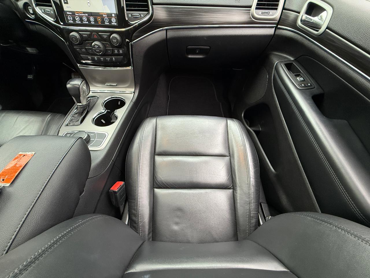 Used 2021 Jeep Grand Cherokee Limited image 27