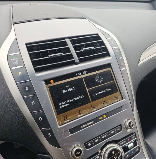 Used 2019 Lincoln MKZ Premiere image 25