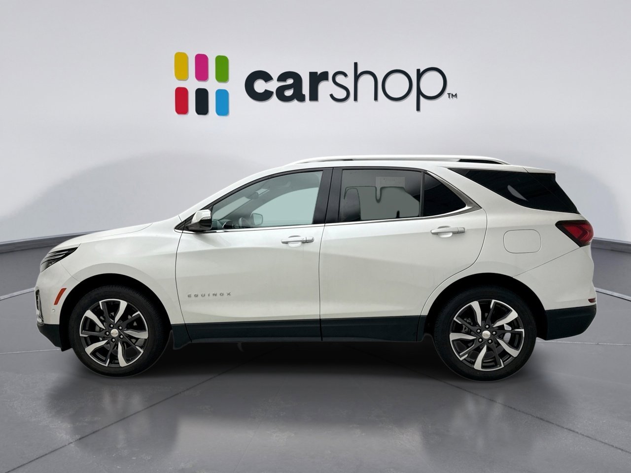 Used 2022 Chevrolet Equinox Premier AWD/4WD image 2