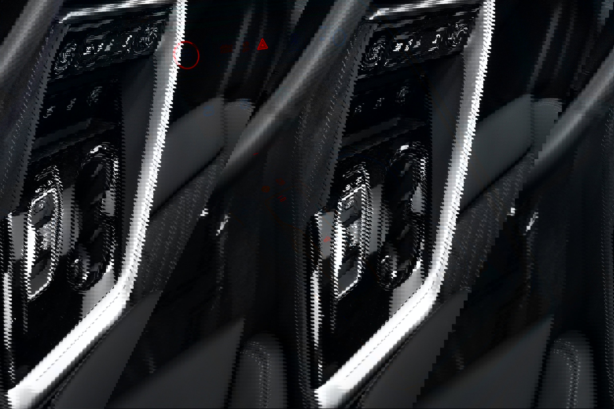 New 2025 Audi SQ5 Premium Plus image 11