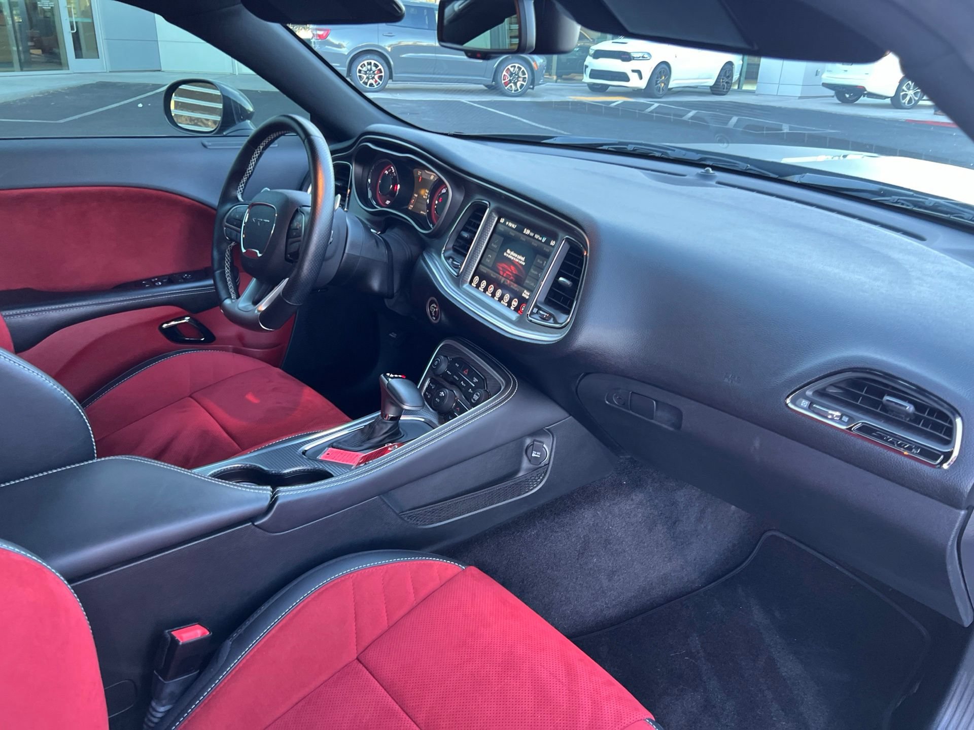 Used 2017 Dodge Challenger SRT Hellcat RWD image 17