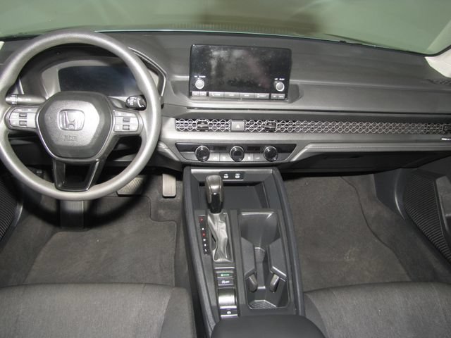 Used 2025 Honda Accord LX image 13