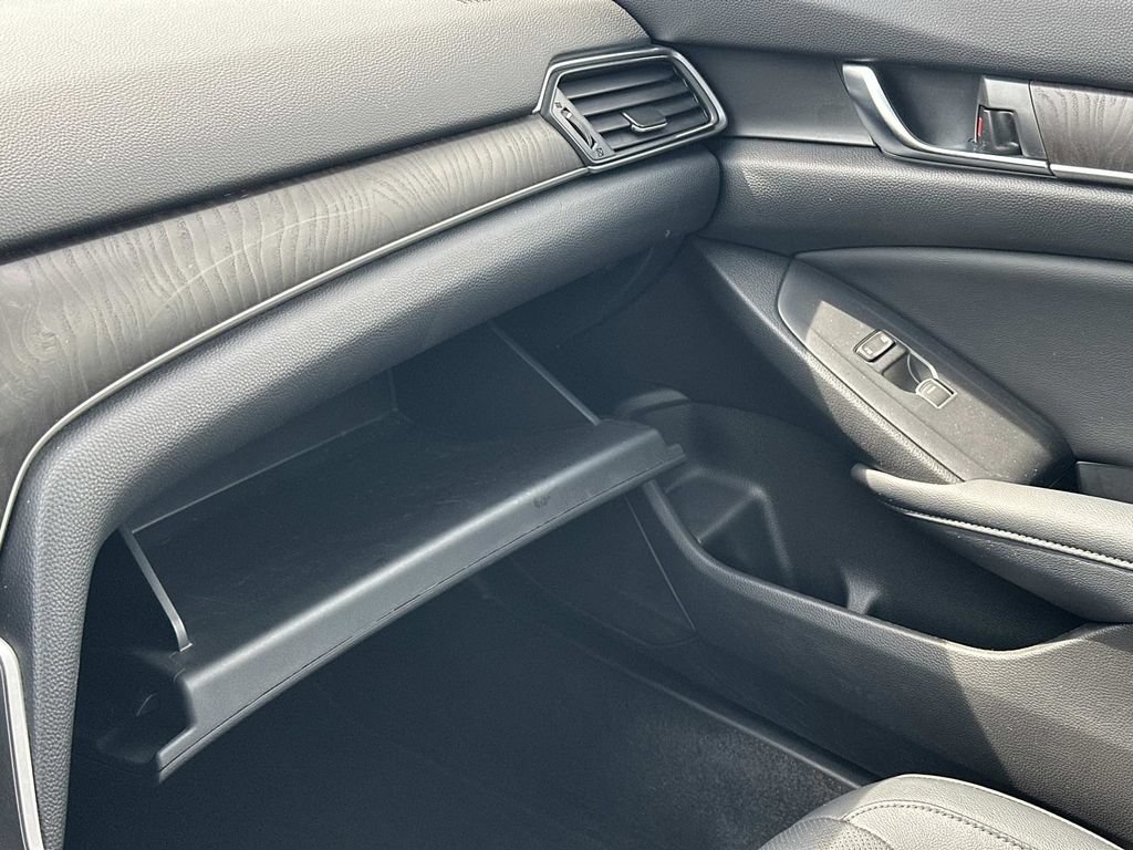 Used 2018 Honda Accord EX-L image 33