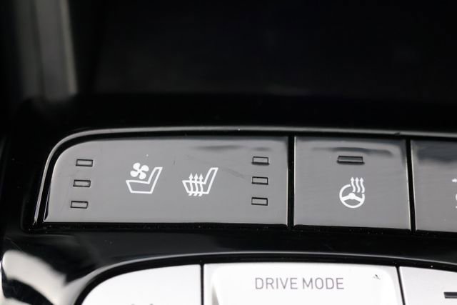 Used 2023 Hyundai Tucson Limited AWD/4WD image 15