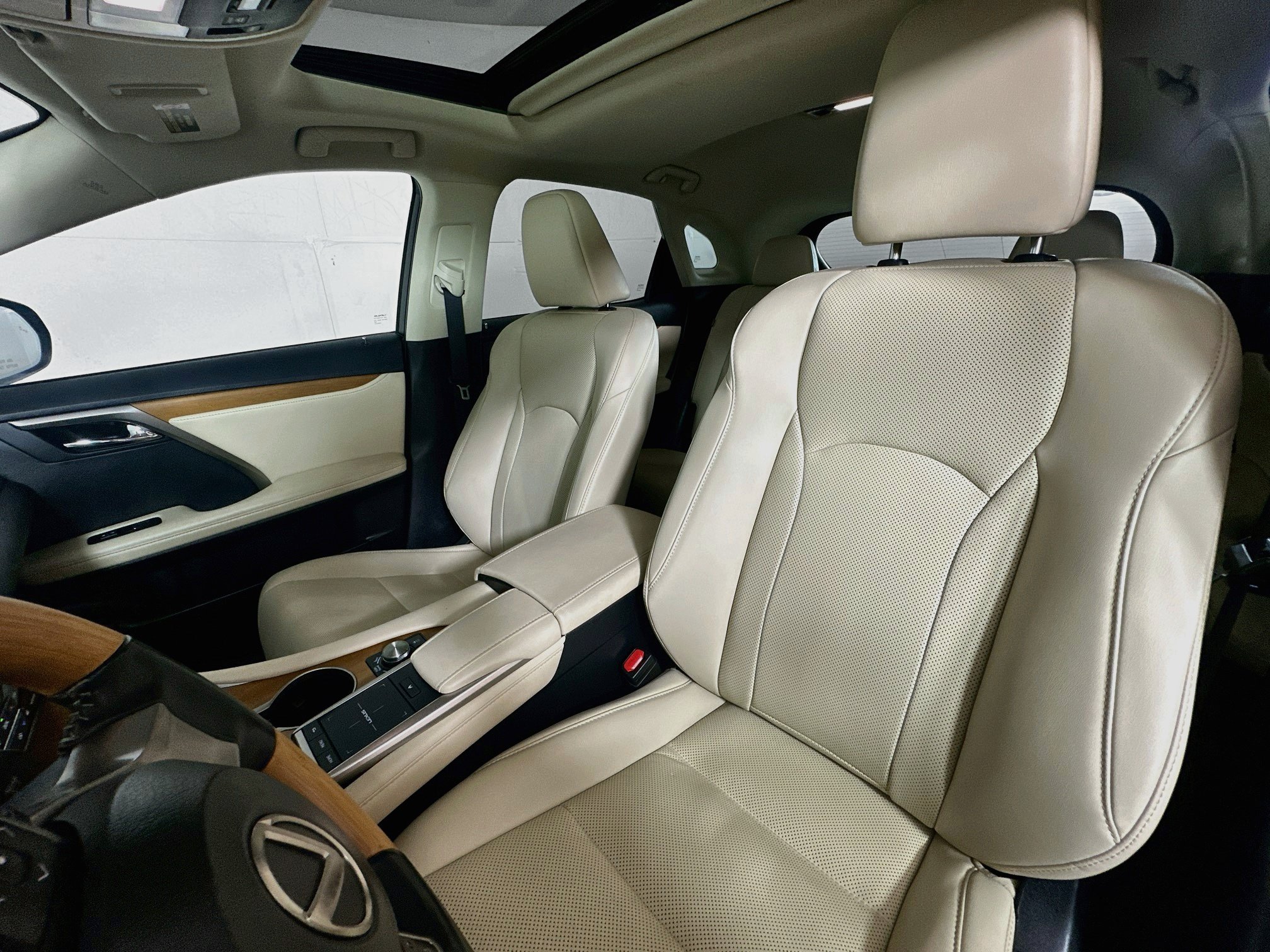 Used 2022 Lexus RX 350 AWD w/ Premium Package image 19