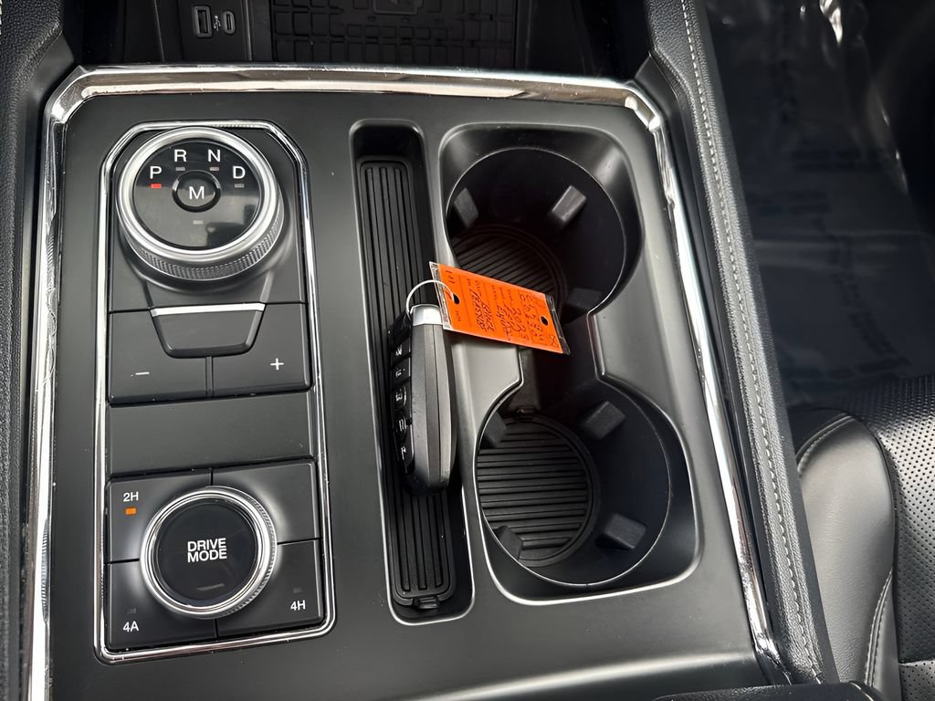 Used 2023 Ford Expedition XLT AWD/4WD image 21