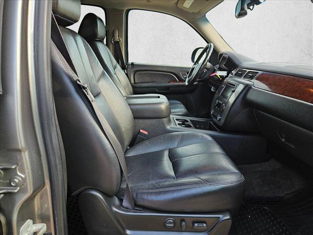 Used 2009 GMC Yukon XL SLT RWD image 19