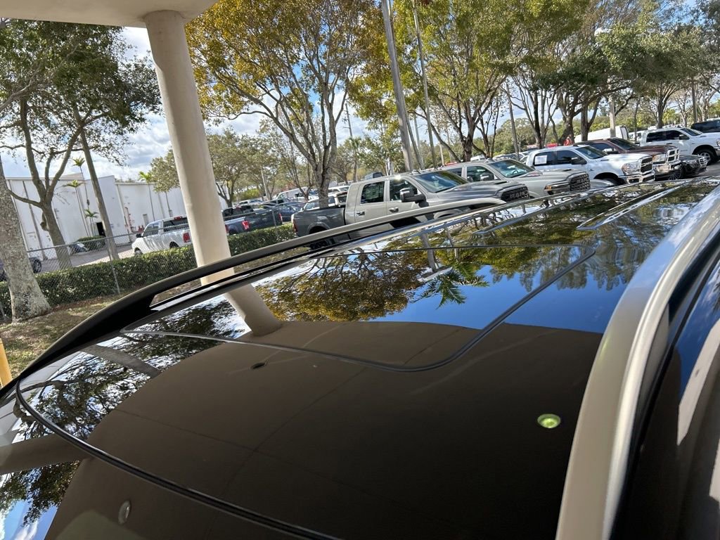 Used 2024 Mercedes-Benz GLE 450e 4MATIC image 17