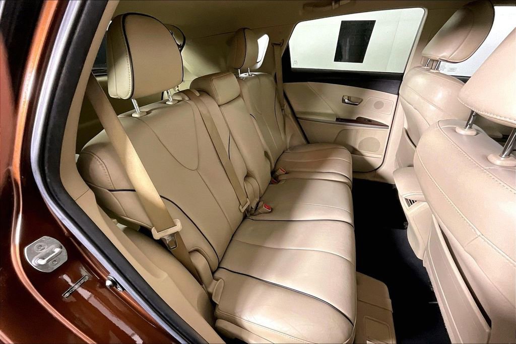 Used 2014 Toyota Venza XLE w/ XLE Premium Package image 38