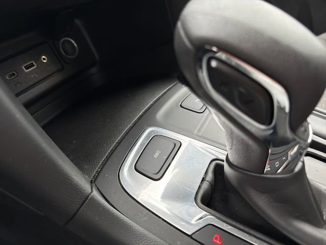 Used 2024 Chevrolet Equinox LT AWD/4WD image 39