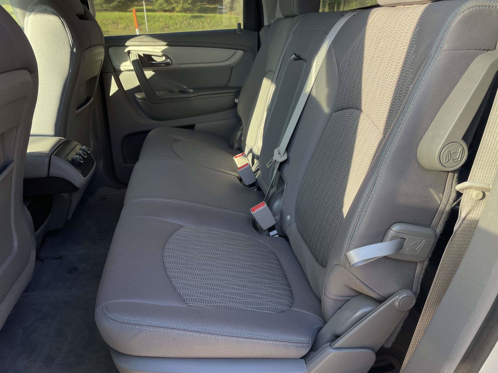 Used 2013 Chevrolet Traverse LT w/ All-Star Edition AWD/4WD image 16