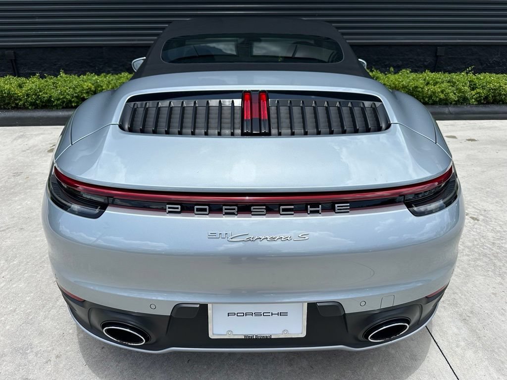 Certified 2020 Porsche 911 Carrera S RWD image 16