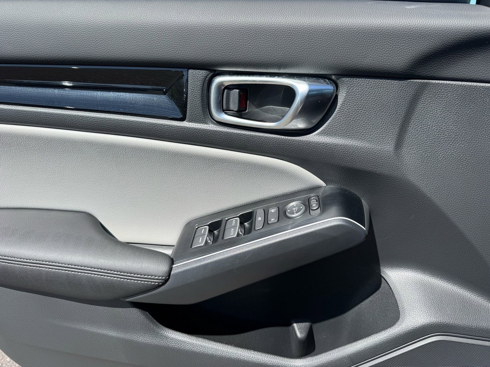 New 2025 Honda Civic Sport Touring image 16