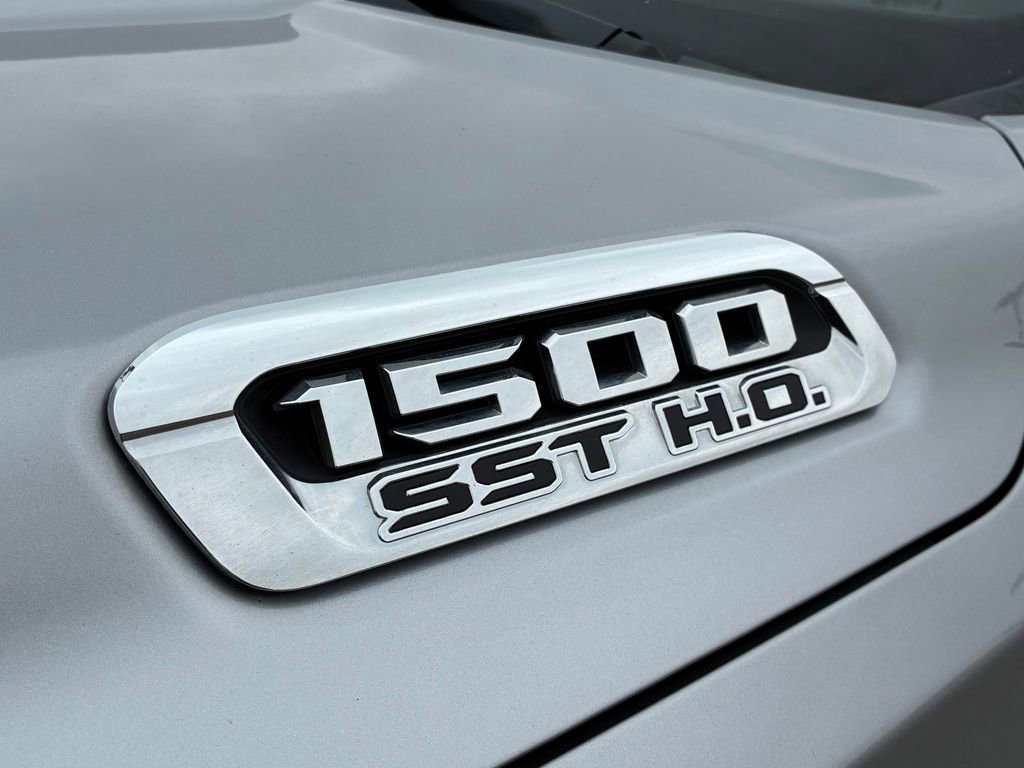 Used 2025 RAM 1500 Limited w/ Bed Utility Group image 10