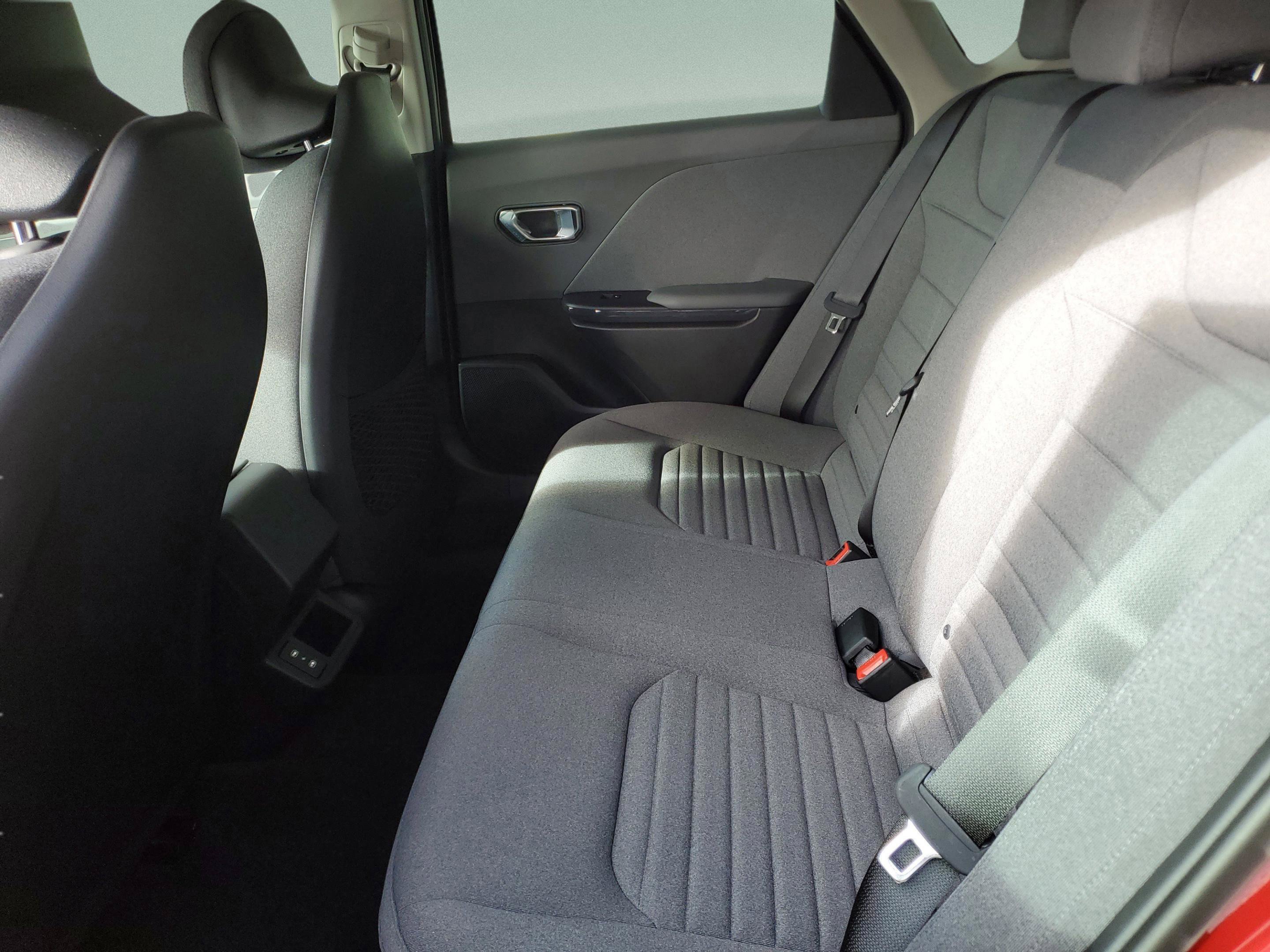 New 2025 Kia K4 EX FWD image 20