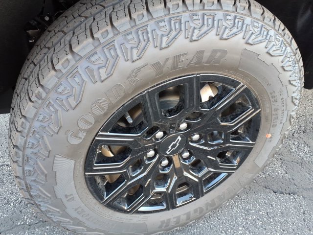 New 2026 Chevrolet Colorado Trail Boss AWD/4WD image 7