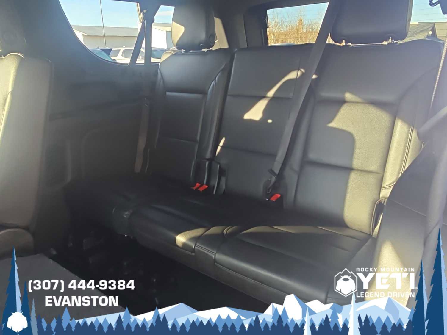 Used 2021 Chevrolet Suburban LT w/ LT Signature Package image 13