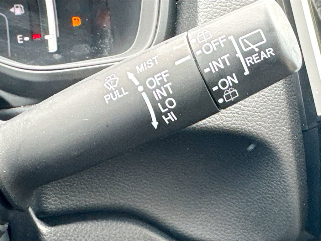 Used 2018 Honda CR-V LX image 14