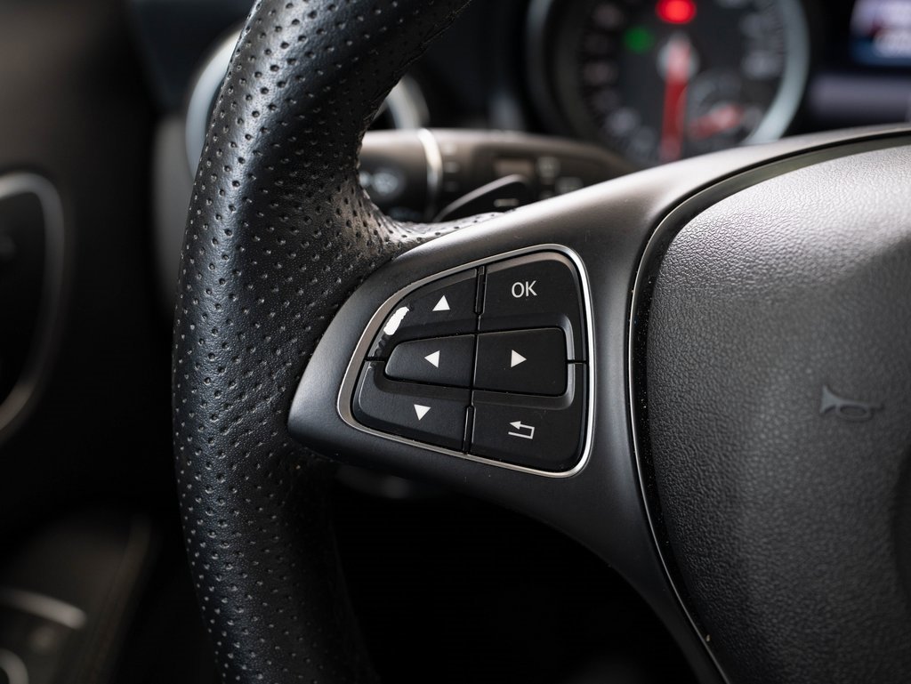 Used 2019 Mercedes-Benz GLA 250 4MATIC image 26