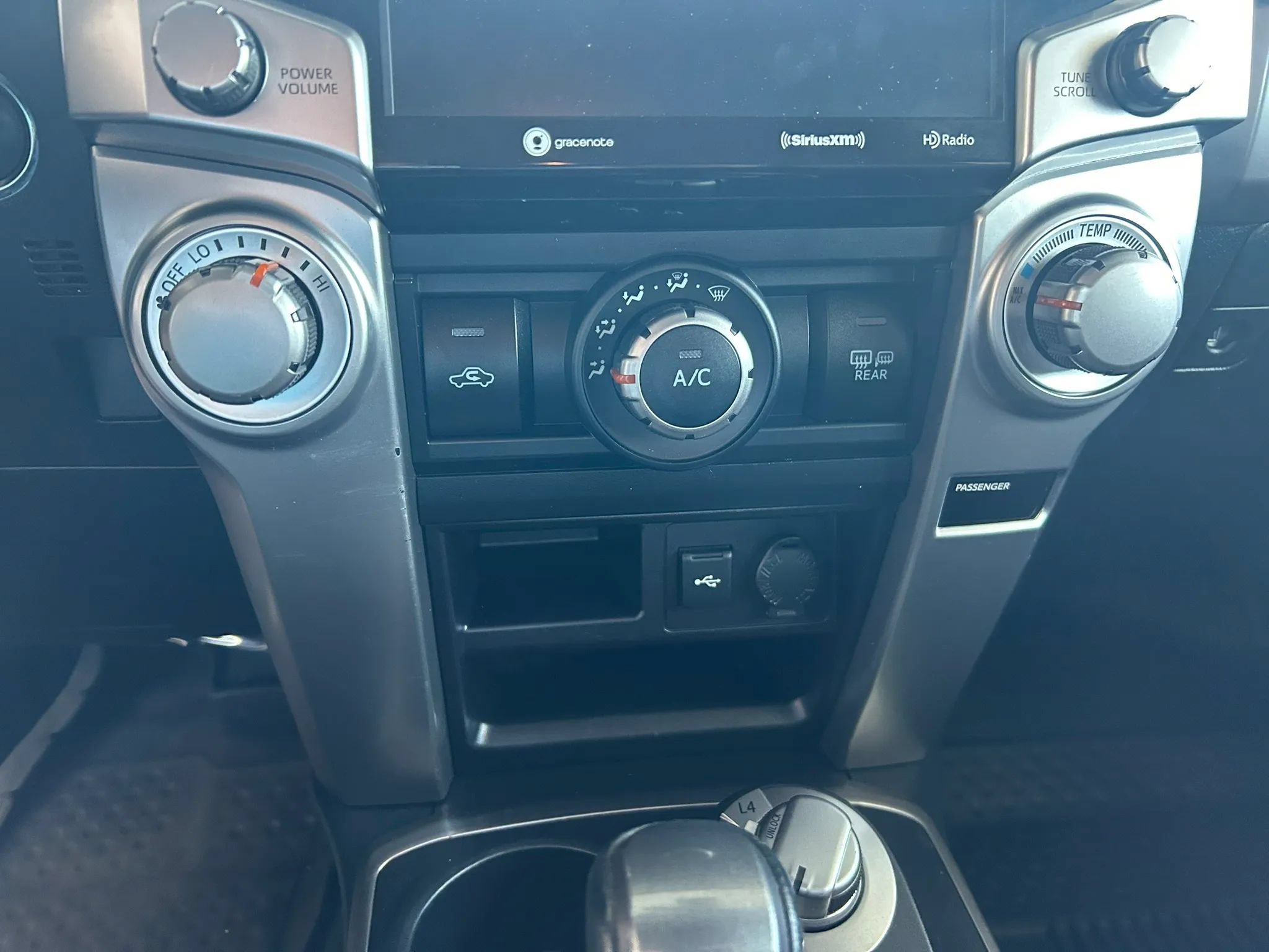 Used 2022 Toyota 4Runner SR5 w/ Revi AWD/4WD image 23