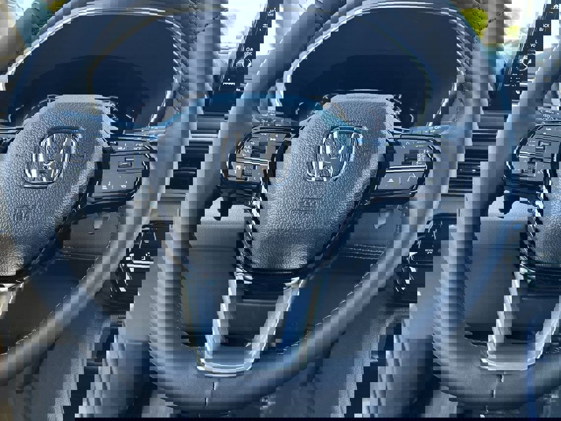 New 2025 Honda Pilot EX-L image 16