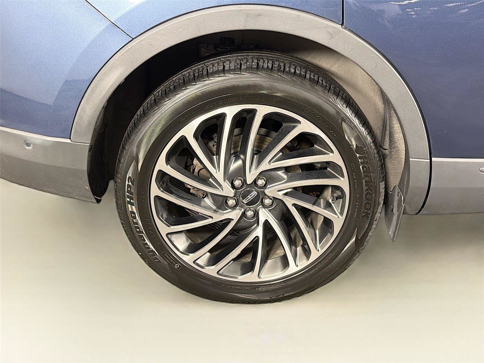 Used 2019 Lincoln Nautilus Reserve AWD/4WD image 35