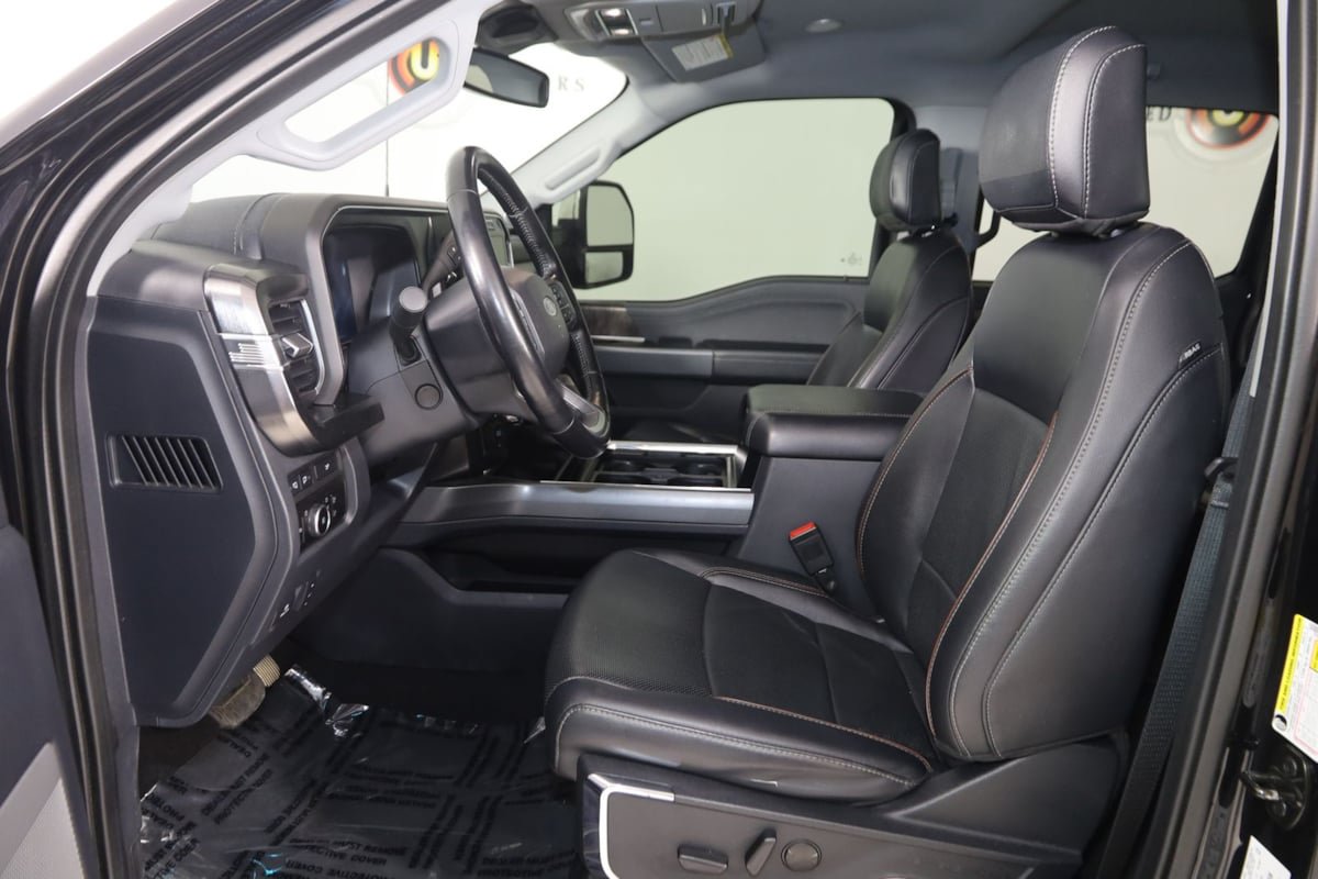 Used 2023 Ford F250 Lariat w/ Lariat Ultimate Package AWD/4WD image 11