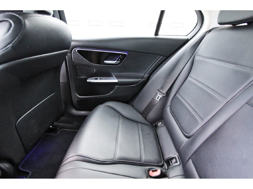Used 2022 Mercedes-Benz C 300 4MATIC Sedan image 13