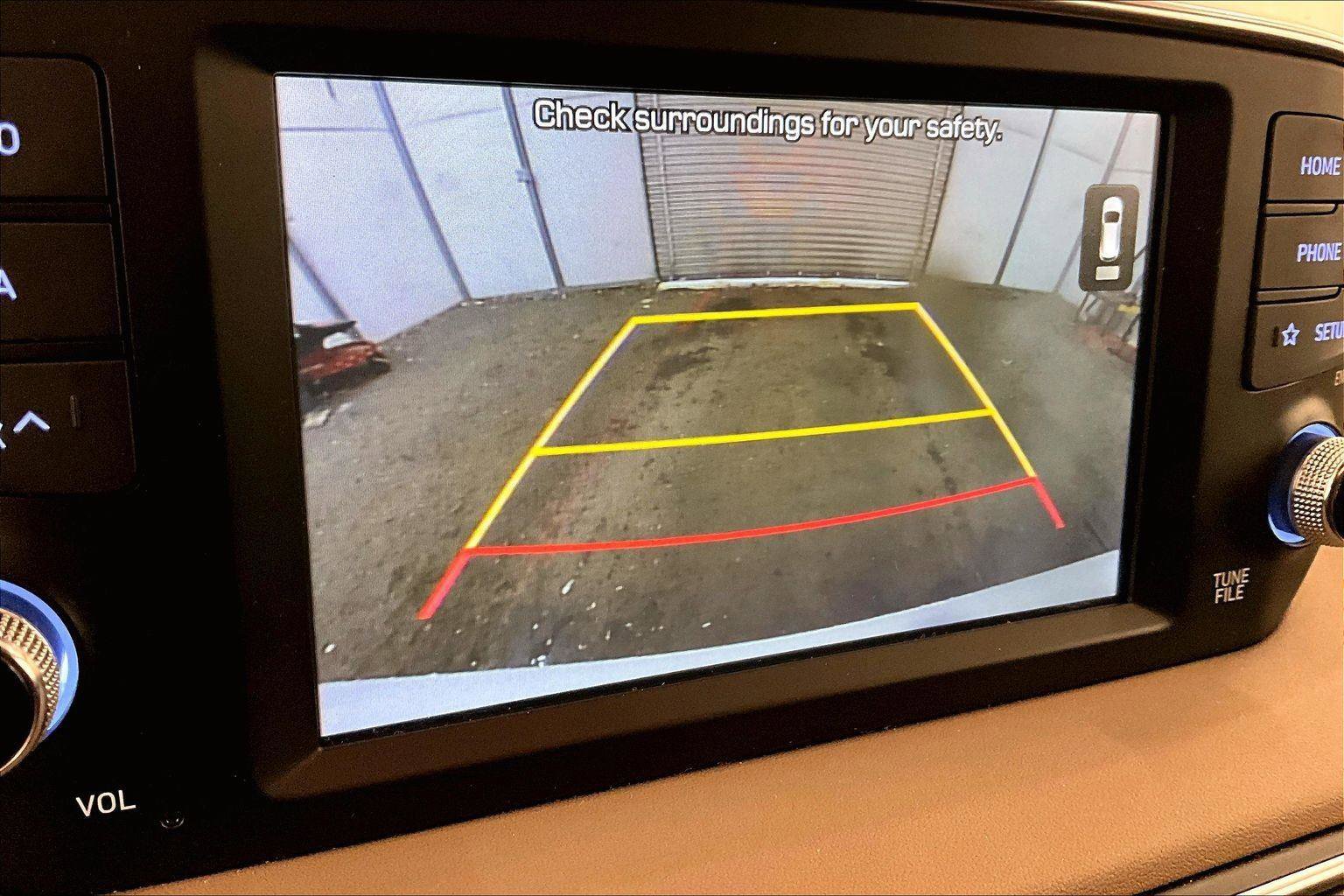 Used 2020 Hyundai Santa Fe SE image 20