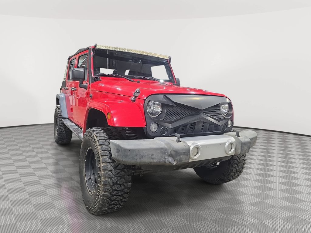 Used 2015 Jeep Wrangler Unlimited Sahara w/ Connectivity Group AWD/4WD video 1