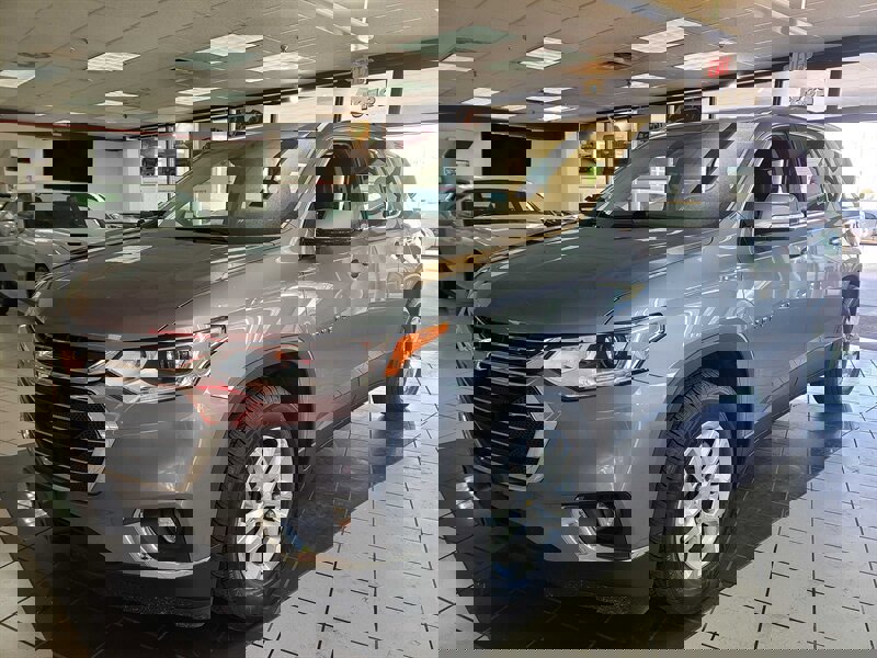 Used 2020 Chevrolet Traverse LT