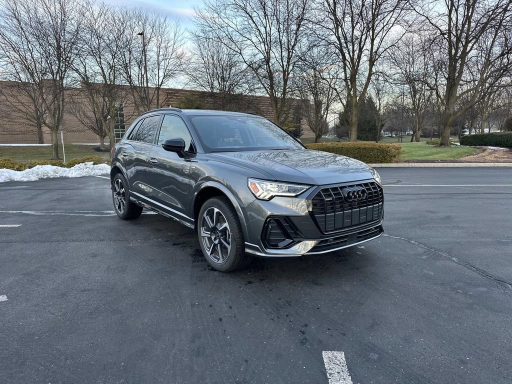 New 2025 Audi Q3 2.0T Premium Plus image 1