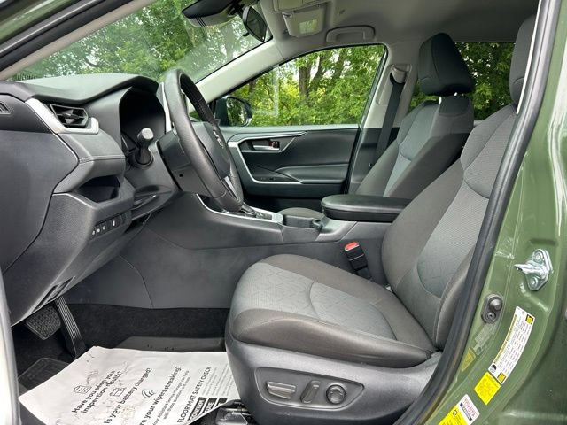 Used 2025 Toyota RAV4 Woodland Edition w/ Weather Package AWD/4WD image 20