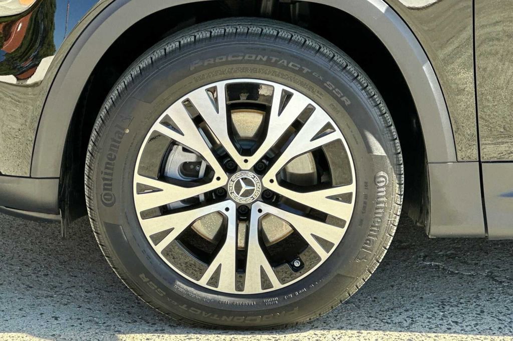 Certified 2026 Mercedes-Benz GLB 250 image 37