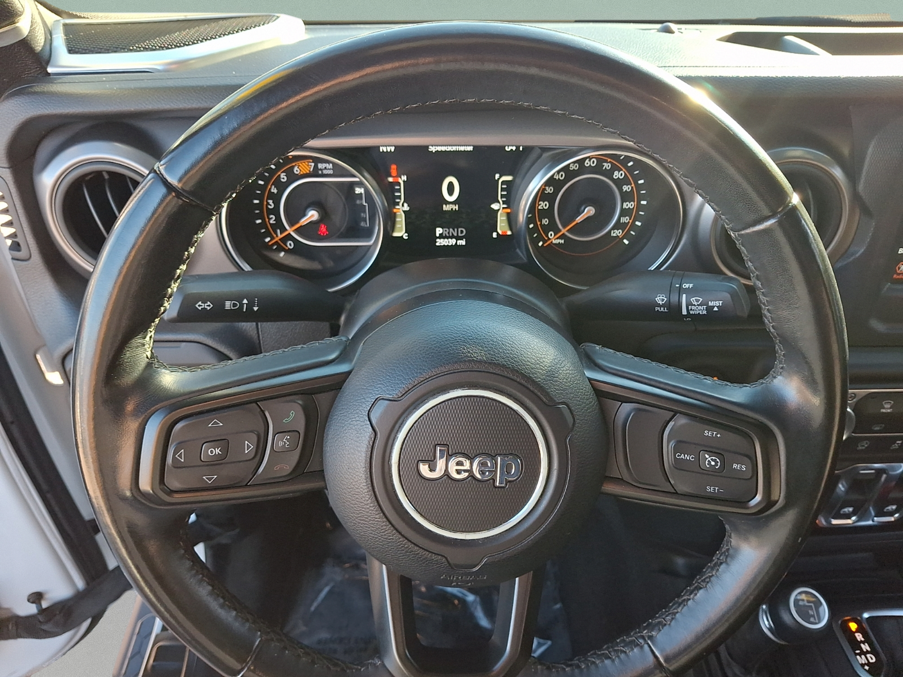 Certified 2021 Jeep Wrangler Sport AWD/4WD image 17