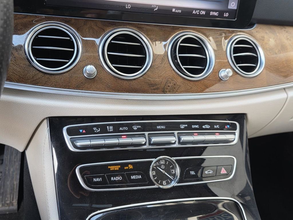 Used 2018 Mercedes-Benz E 300 w/ Premium 1 Package image 21