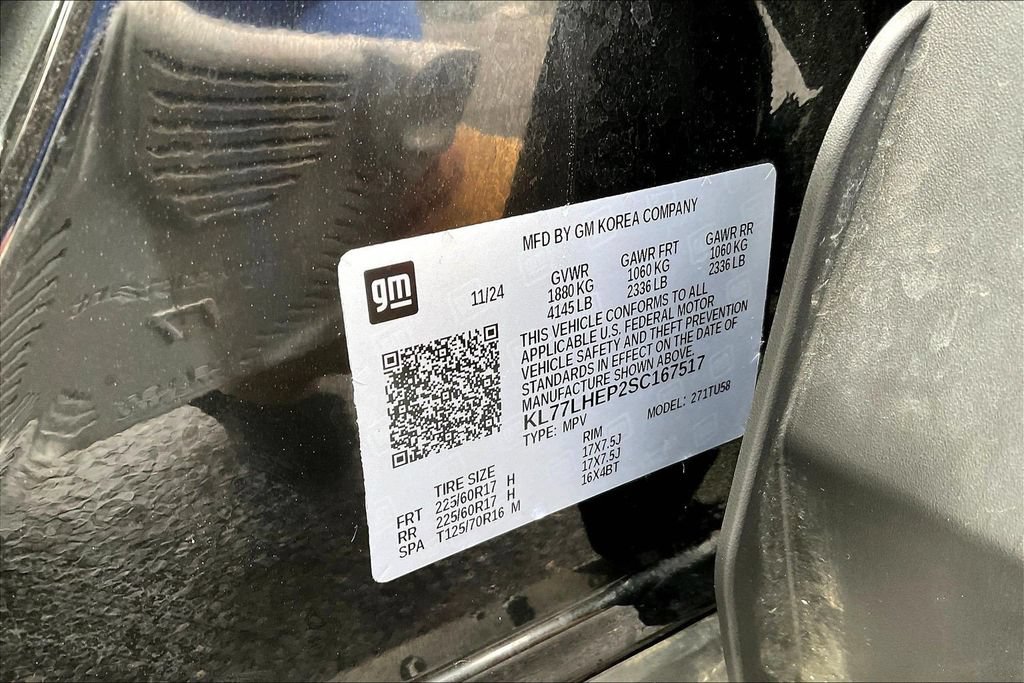 Used 2025 Chevrolet Trax LT FWD image 22