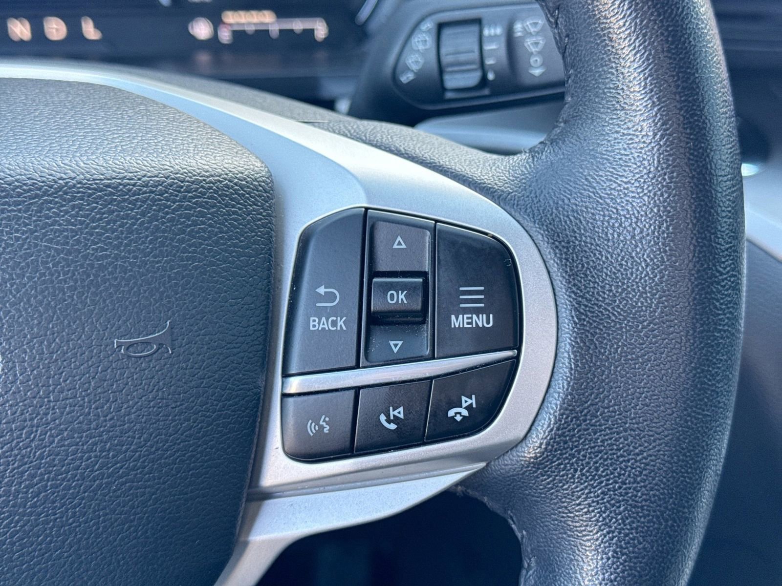 Certified 2023 Ford Explorer XLT image 24