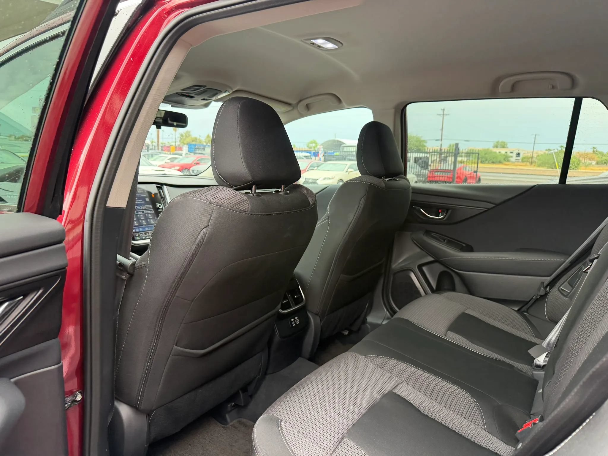 Used 2023 Subaru Outback Premium AWD/4WD image 26
