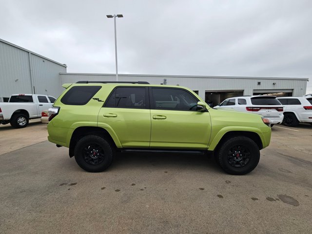 Used 2023 Toyota 4Runner TRD Off-Road Premium w/ Moonroof Package AWD/4WD image 4