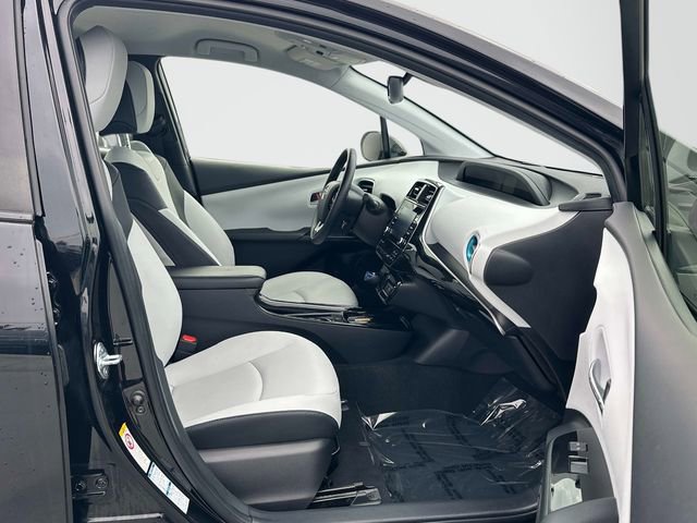 Used 2022 Toyota Prius XLE w/ Advanced Technology Package image 20