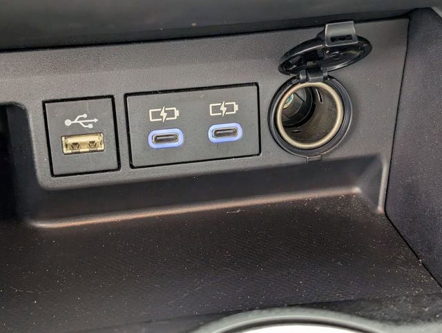 Used 2023 Toyota Highlander XLE image 22