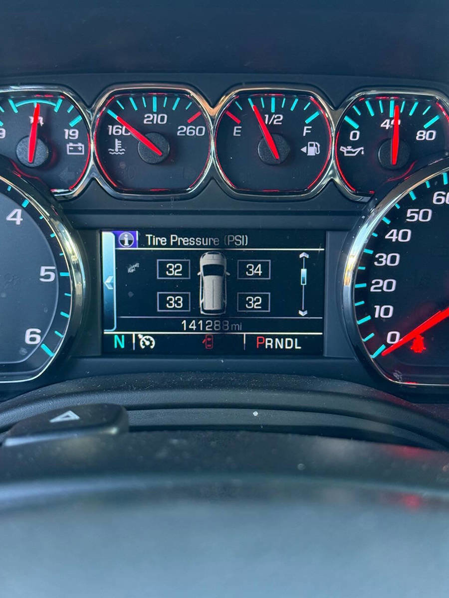 Used 2019 Chevrolet Tahoe LT image 11